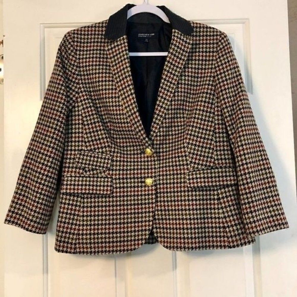 Jones New York Blazer in Size 14P
